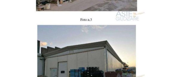 Lagerhaus in Rimini, Italy 1900m², Nr. 12161 25