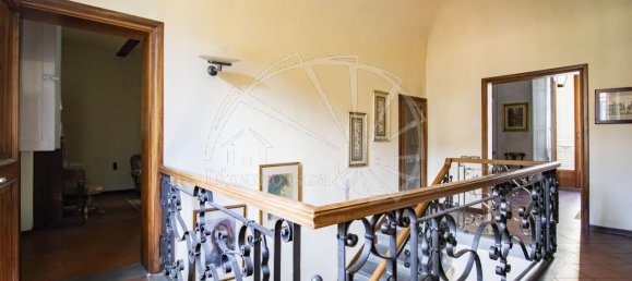 Casa de 5 habitaciónes en Prato, Italy No. 68820 32