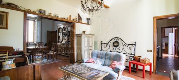 Casa de 5 habitaciónes en Prato, Italy No. 68820 5