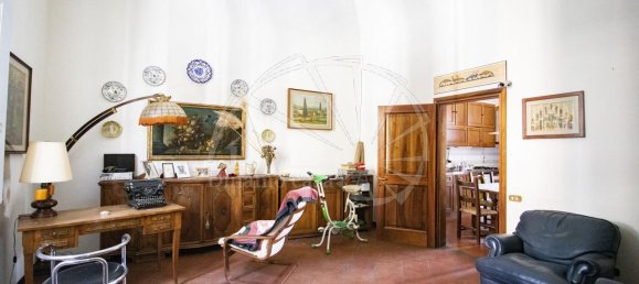 Casa de 5 habitaciónes en Prato, Italy No. 68820 7