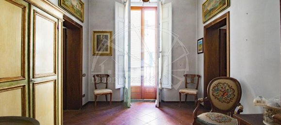 Casa de 5 habitaciónes en Prato, Italy No. 68820 26