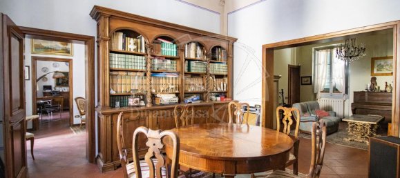 Casa de 5 habitaciónes en Prato, Italy No. 68820 3