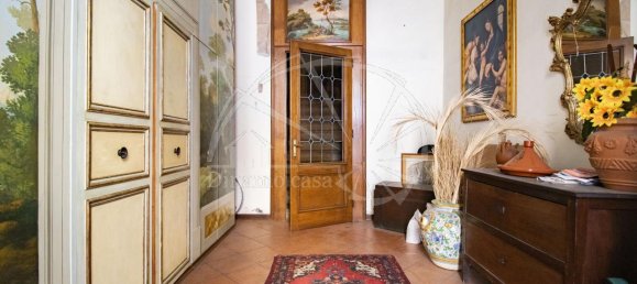 Casa de 5 habitaciónes en Prato, Italy No. 68820 12