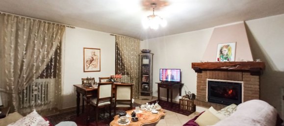 7-Zimmer Haus in Terranuova Bracciolini, Italy, Nr. 145590 2