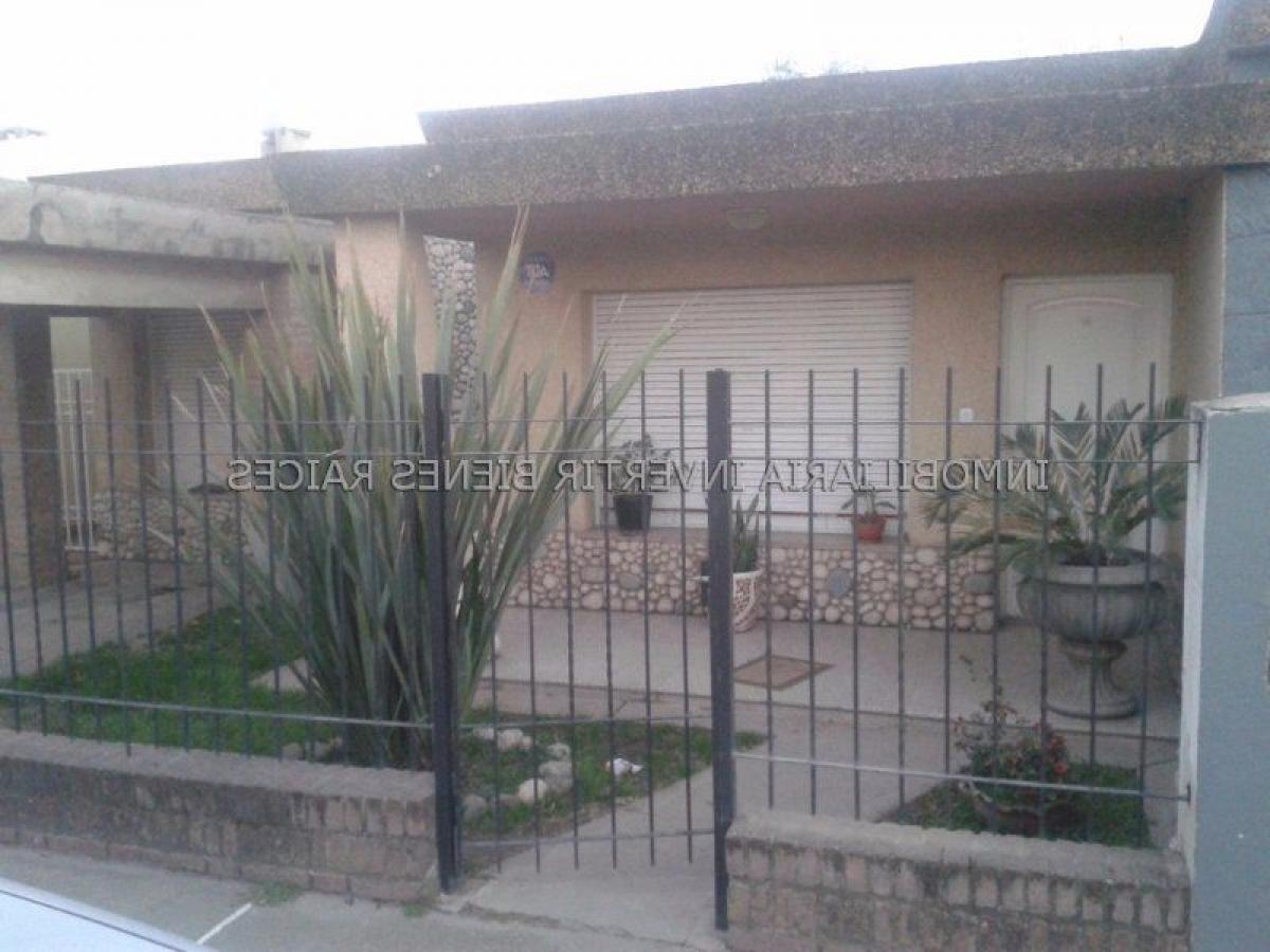 4 bedrooms House in Cordoba, Argentina No. 18667