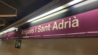 3 غرف نوم شقة في Sant Adria De Besos, Spain رقم 143157