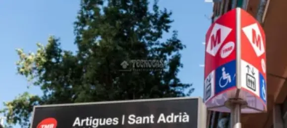 3 غرف نوم شقة في Sant Adria De Besos, Spain رقم 143157 6