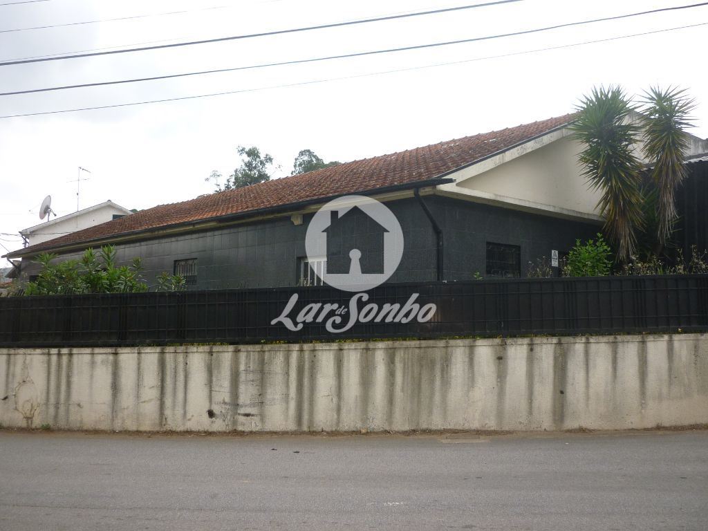 Lagerhaus in Valongo, Portugal 1150m², Nr. 71525