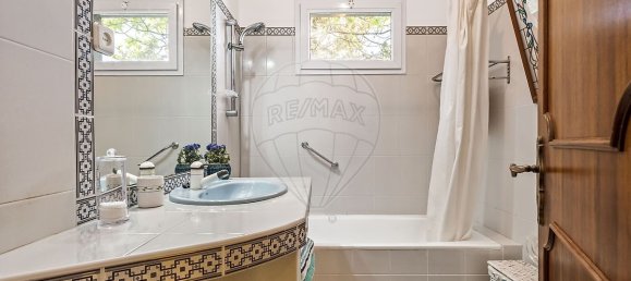 3 bedrooms House in Canico, Portugal No. 22098 6