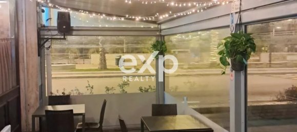 88m² Commercial property in Vasto, Italy No. 56498 2