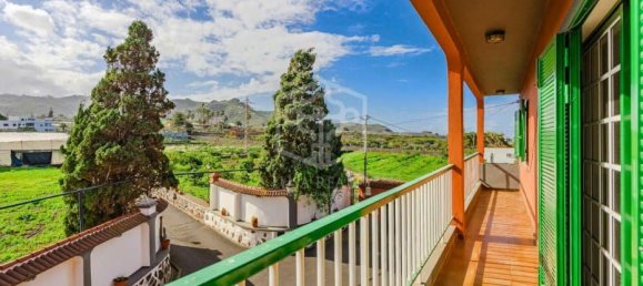 4 غرف نوم فيلا في San Cristobal de La Laguna, Spain رقم 16369 25