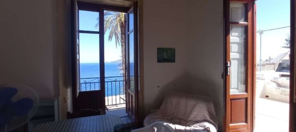 5 rooms Apartment in Santa Marina Salina, Italy No. 167100 7