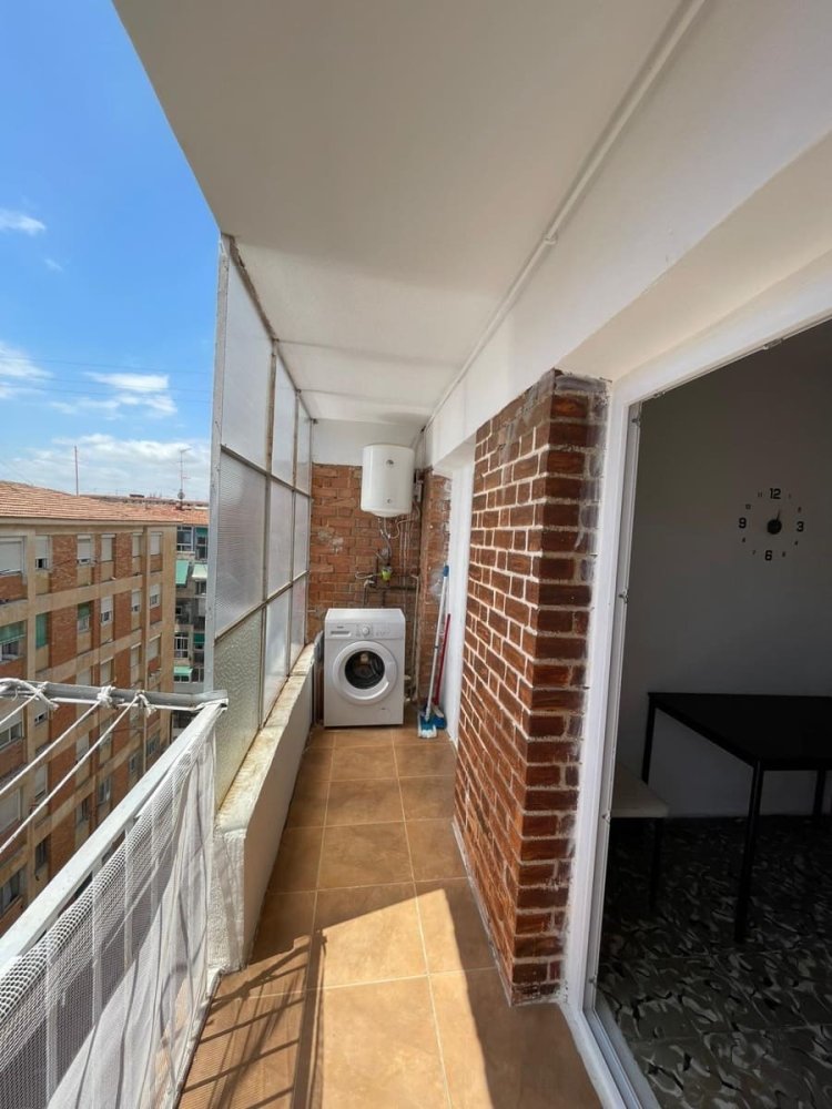 4 bedrooms Apartment in Alicante, Spain No. 189473