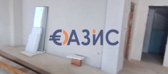 Дом с 4 спальнями в Свети-Влас, Болгария № 1004 15