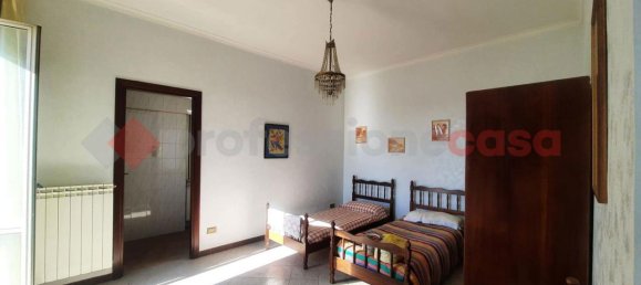 Дом с 5 комнатами в Монте Сан Джованни Кампано, Италия № 178129 18