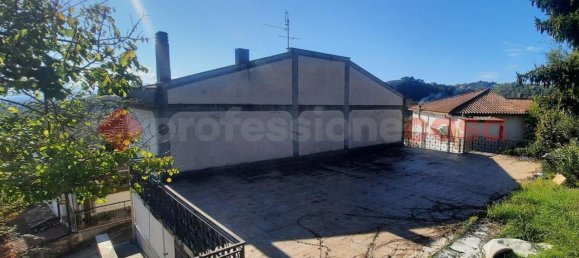 Дом с 5 комнатами в Монте Сан Джованни Кампано, Италия № 178129 11