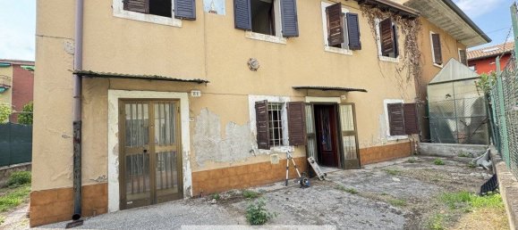 3 bedrooms House in Verona, Italy No. 301850 12