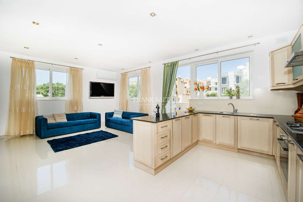 3 غرف نوم فيلا في Birkirkara, Malta رقم 8847