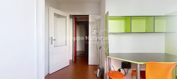 Estudio en Lyon, France No. 347747 4
