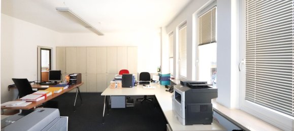 190m² Office in Trentino-Alto Adige, Italy No. 165509 6