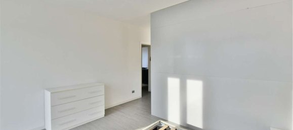 5-salle Maison à Carugo, Italy No. 5091 31