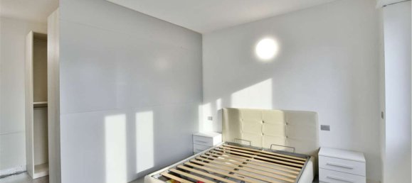 5-salle Maison à Carugo, Italy No. 5091 30