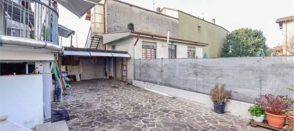 5-salle Maison à Carugo, Italy No. 5091 39