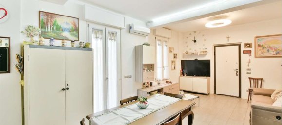 5-salle Maison à Carugo, Italy No. 5091 4