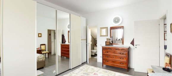 5-salle Maison à Carugo, Italy No. 5091 16