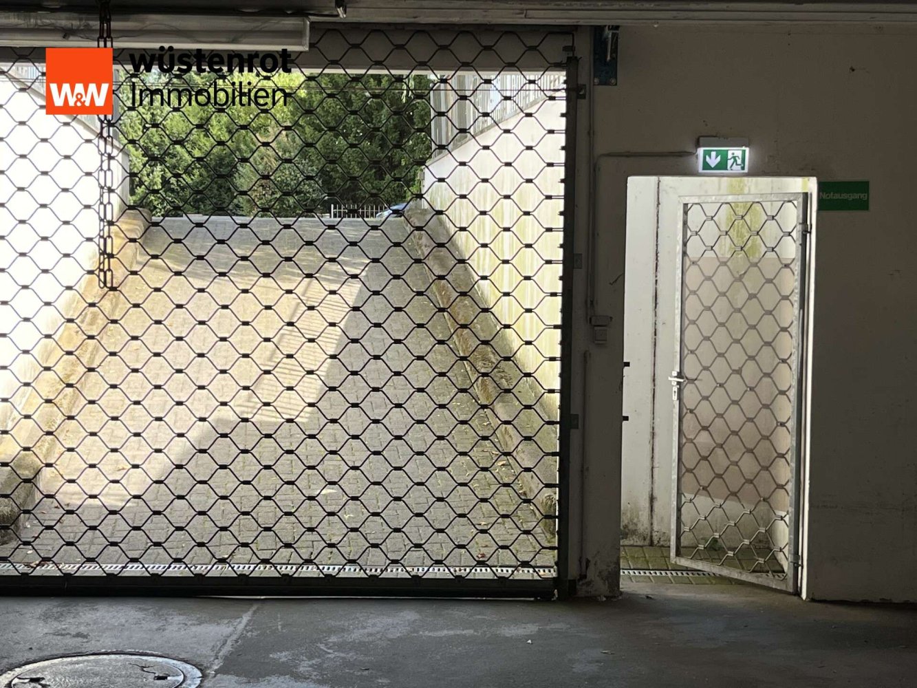 Parking à Main-Taunus, Germany 12m² No. 321205