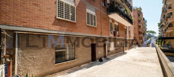 2 chambres Appartement à Rome, Italy No. 338040 5