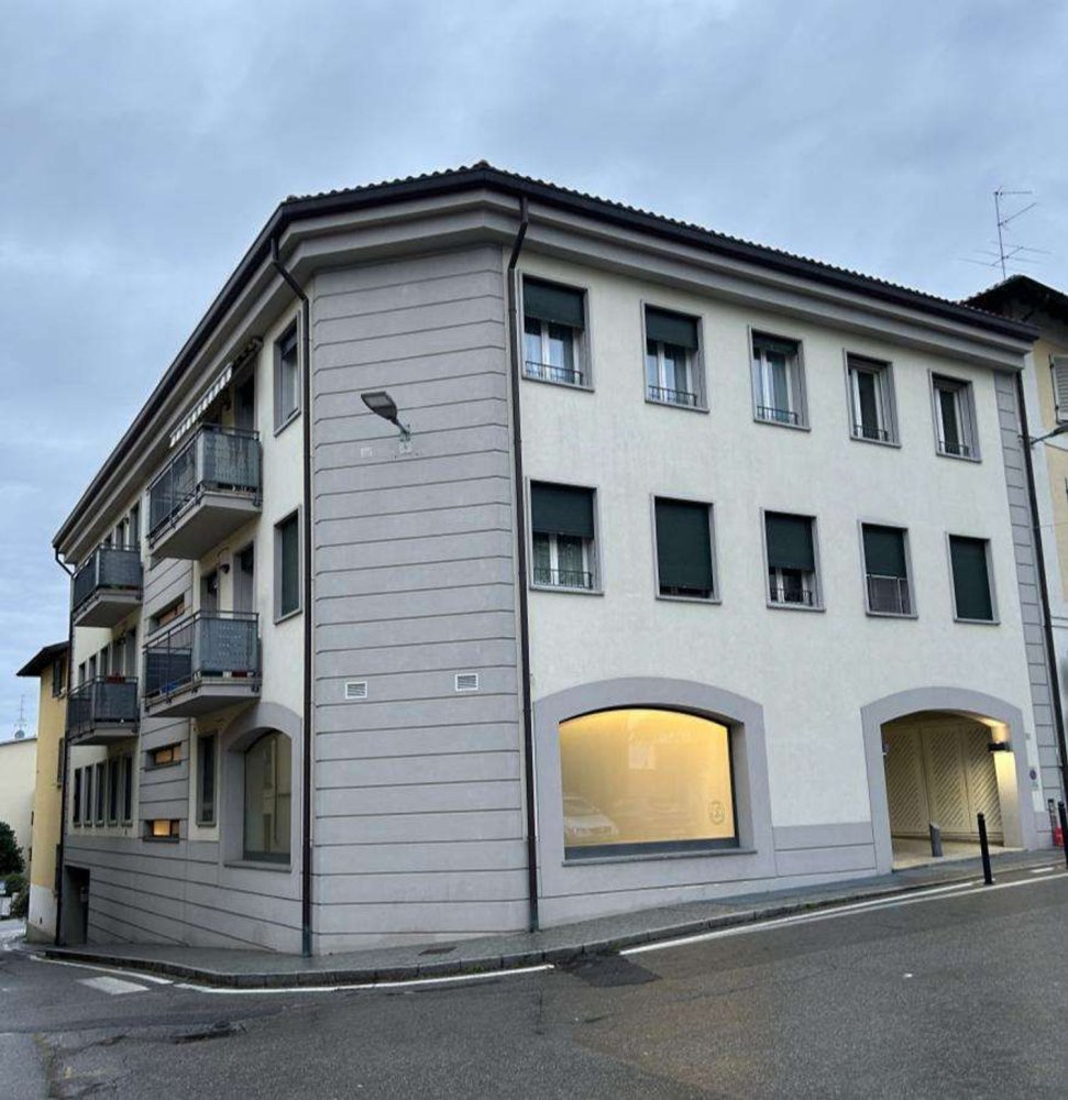 3 غرف نوم شقة في Figino Serenza, Italy رقم 400325