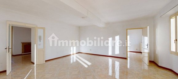 4-Zimmer Gebäude in Maccagno con Pino e Veddasca, Italy, Nr. 118669 21