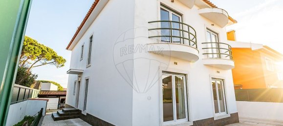 4 bedrooms House in Cascais, Portugal No. 56720 2