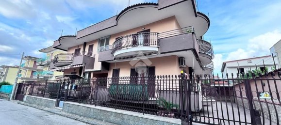 4 rooms Apartment in Casandrino, Italy No. 261128 3