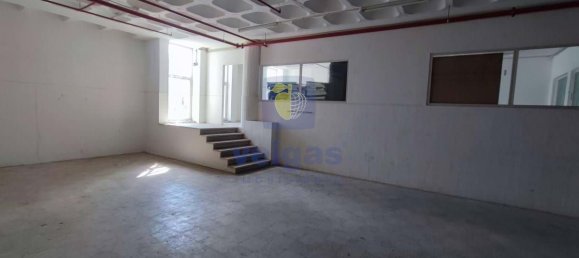 4830m² Warehouse in Loures, Portugal No. 86711 18