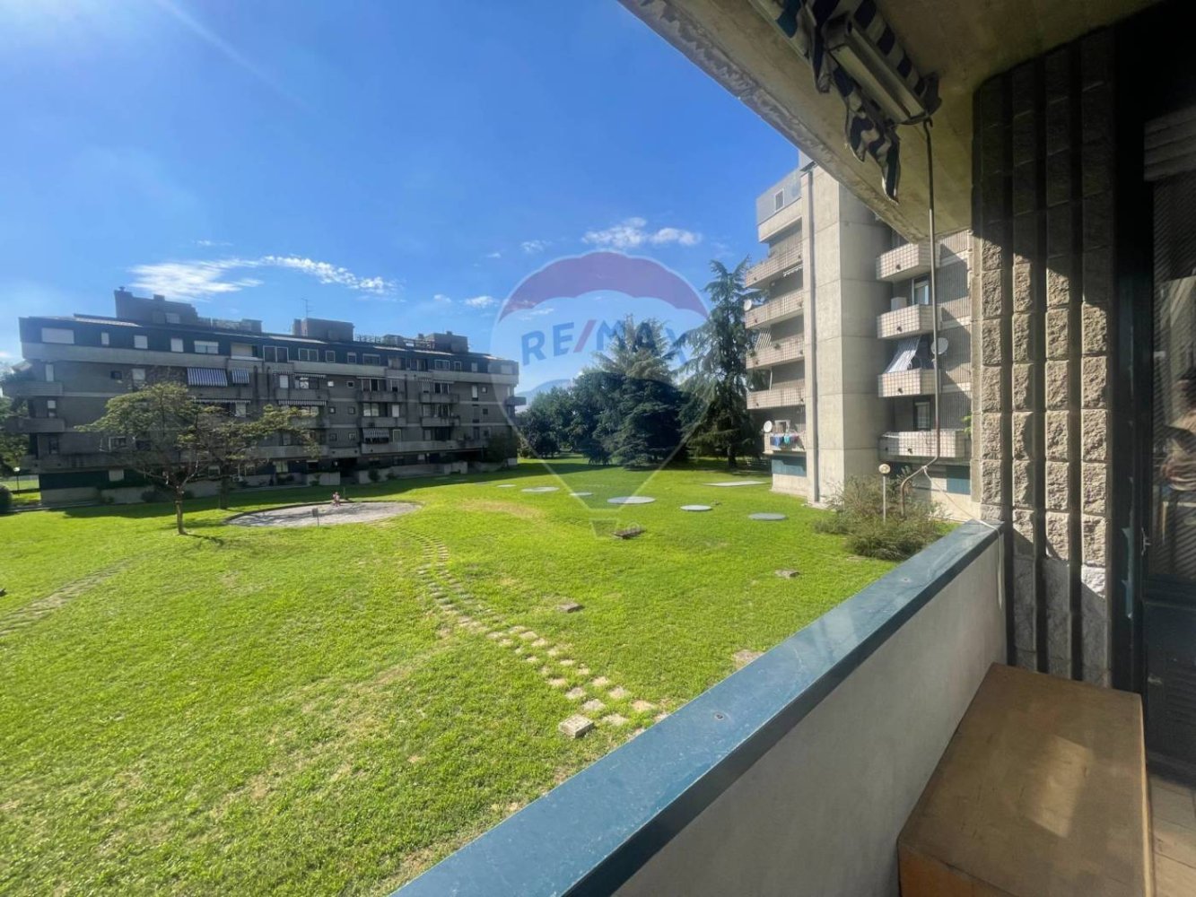 2 غرف نوم شقة في Rho, Italy رقم 377050