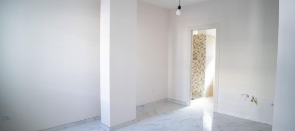 5 rooms Apartment in Frattamaggiore, Italy No. 277979 12