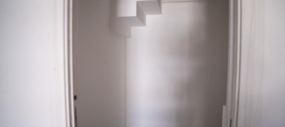 5 rooms Apartment in Frattamaggiore, Italy No. 277979 6