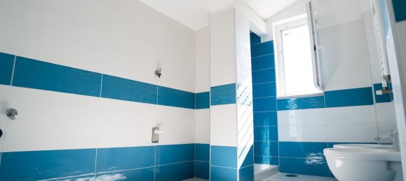 5 rooms Apartment in Frattamaggiore, Italy No. 277979 16