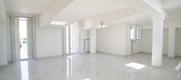 5 rooms Apartment in Frattamaggiore, Italy No. 277979 13