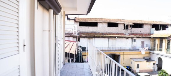 5 rooms Apartment in Frattamaggiore, Italy No. 277979 14