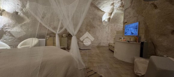 2 rooms House in Matera, Italy No. 117750 4