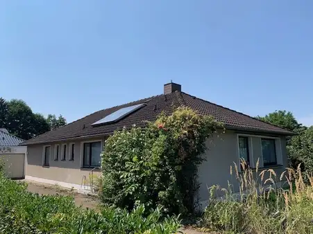 6 rooms Bungalow in Holzminden, Germany No. 288874