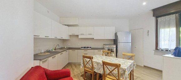 2 rooms Apartment in Limbiate, Italy No. 152448 3