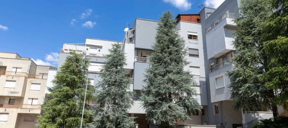 3 rooms Apartment in Macerata, Italy No. 294869 31