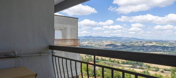 3 rooms Apartment in Macerata, Italy No. 294869 23