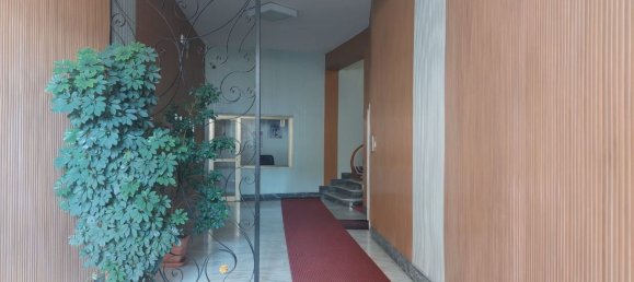 3-salle Appartement à Catanzaro, Italy No. 90078 2
