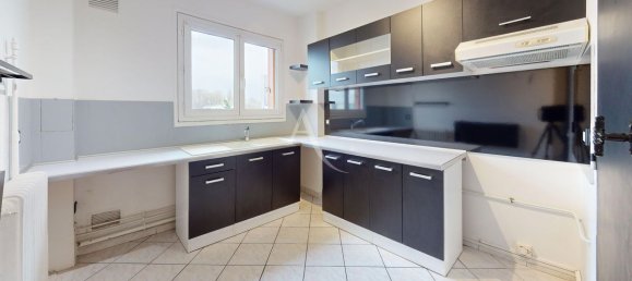 2 bedrooms Apartment in Chelles, France No. 143335 2