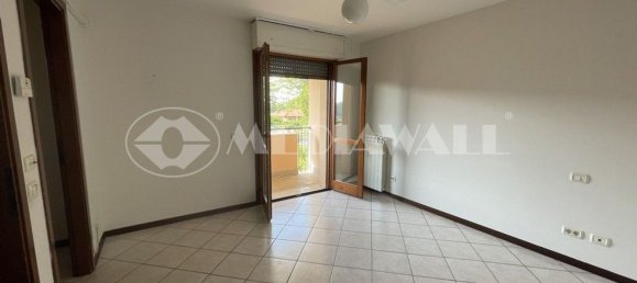4 rooms House in Pordenone, Italy No. 98890 15